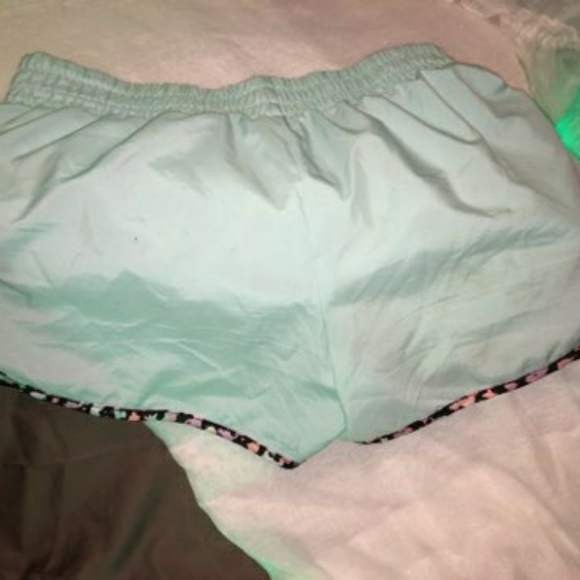 Athletic Shorts - Picture 4 of 5